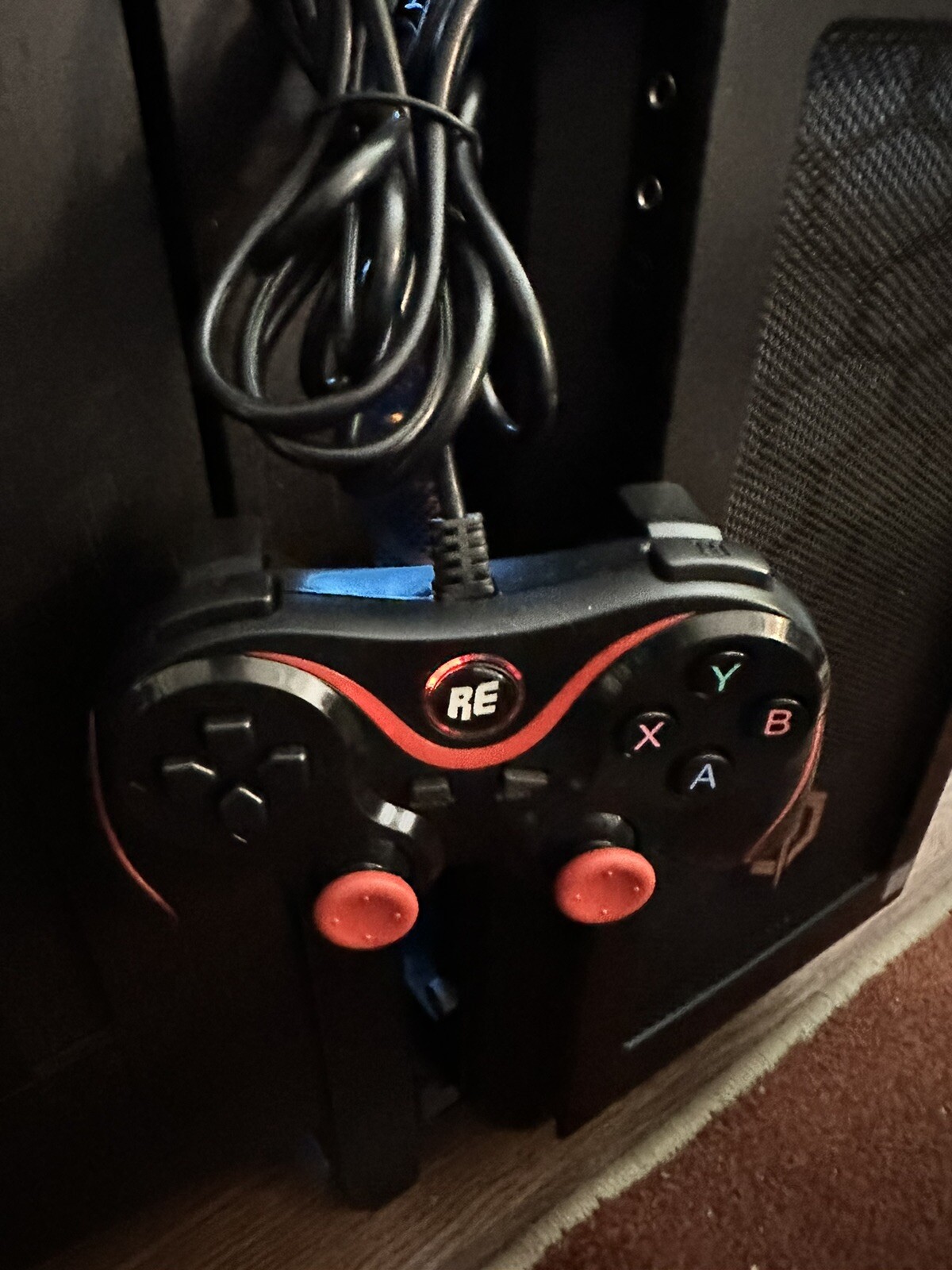 RetroEngine Sigma Console 32 GB – Console and controller Power Up!