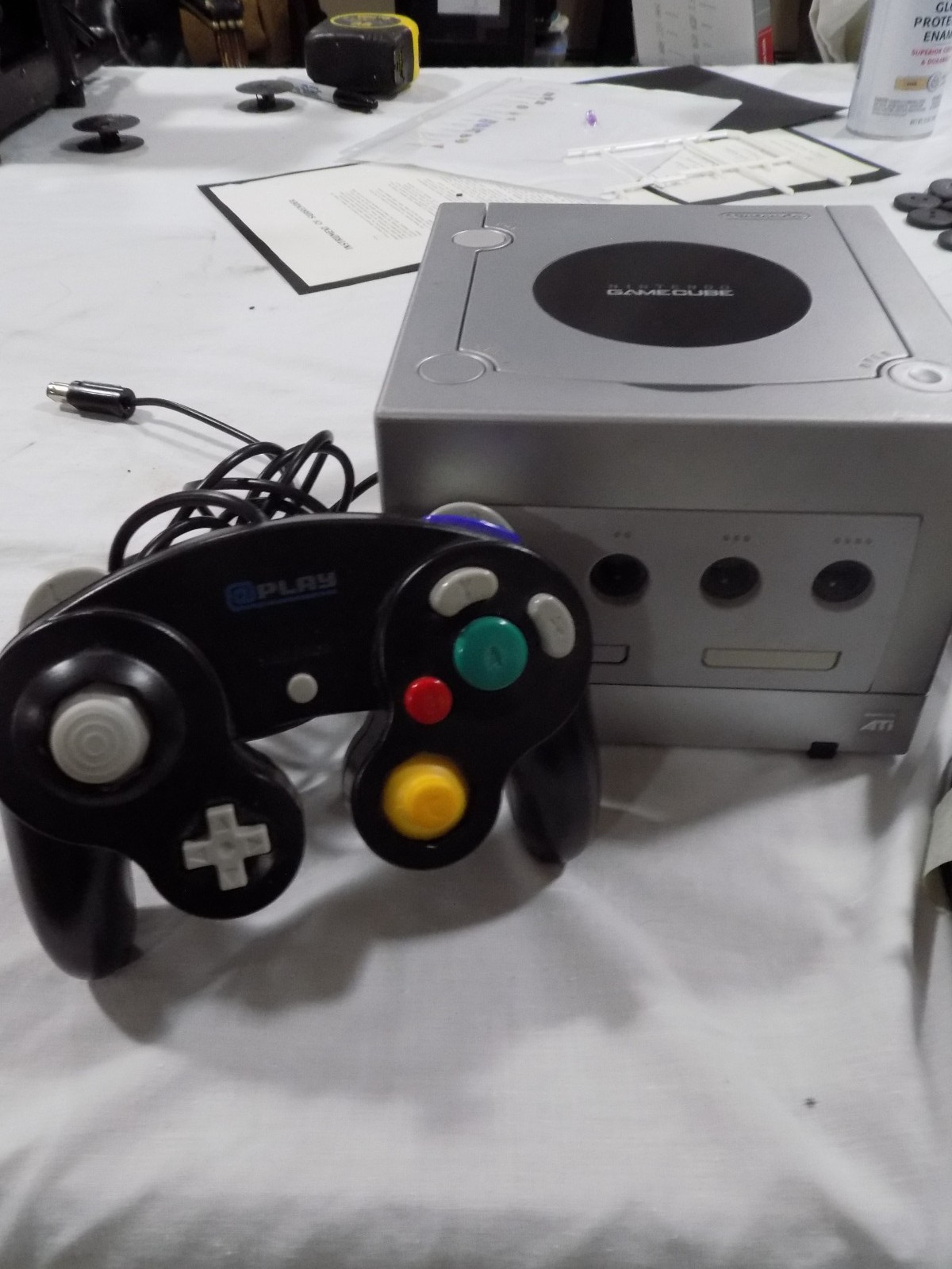 Nintendo GameCube Platinum Console – Aftermarket Controller-Cords Included-Play