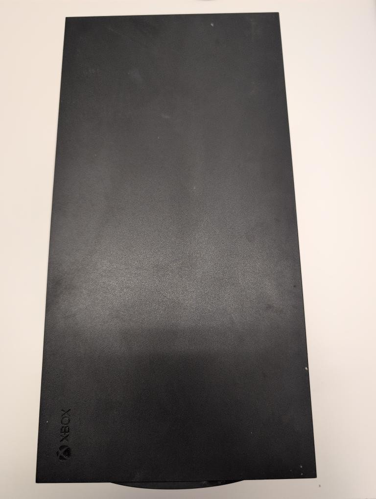 Microsoft Xbox Series X 1tb with Controller and Cables (P08035509)