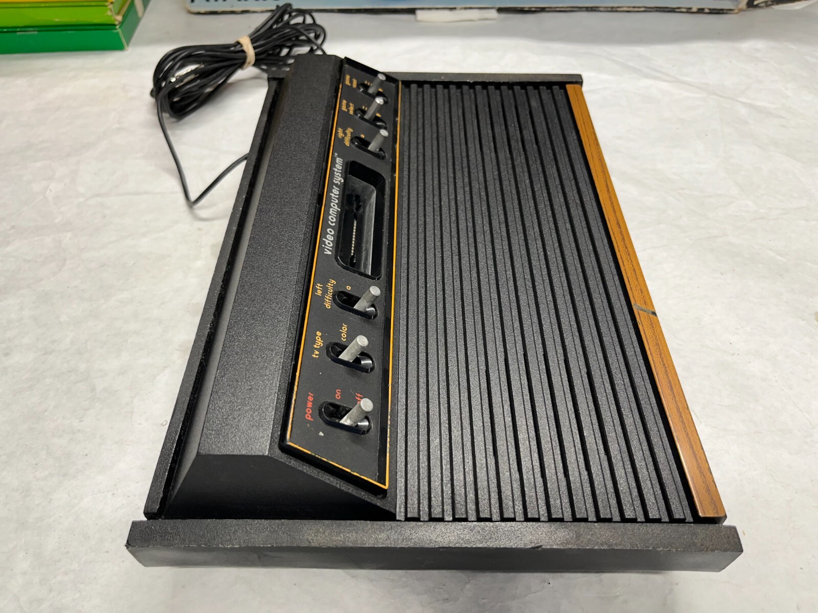 1977 ATARI VCS Launch Console System Heavy Sixer Original Box + CX-10 Gatefold