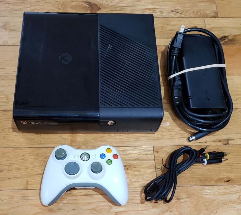 Xbox 360 E 1538 Console 250GB HDD Bundle, OEM Controller, Power, AV, TESTED!