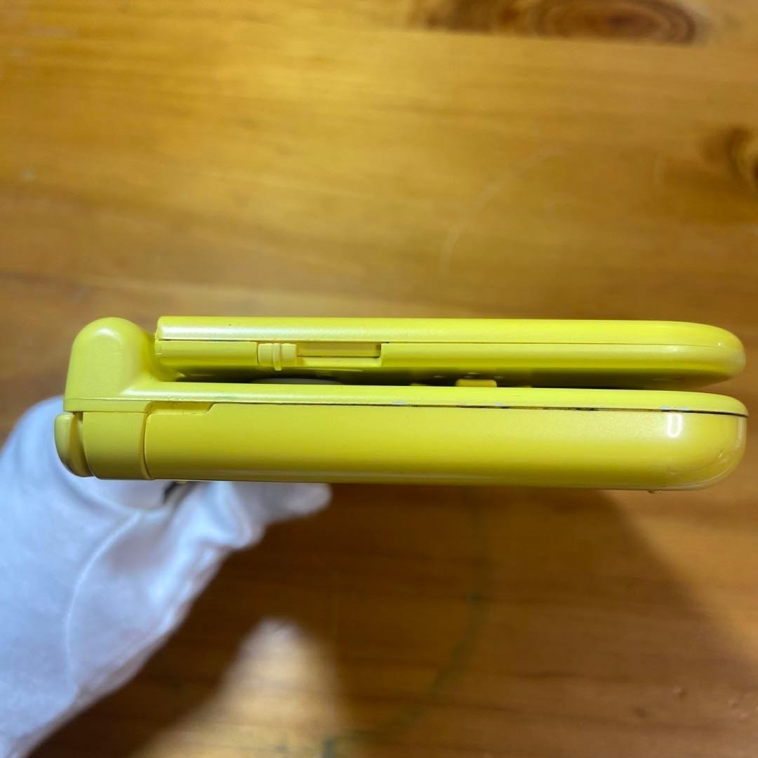 New Nintendo 3DS LL Console, Pikachu Yellow, 6095 From Japan