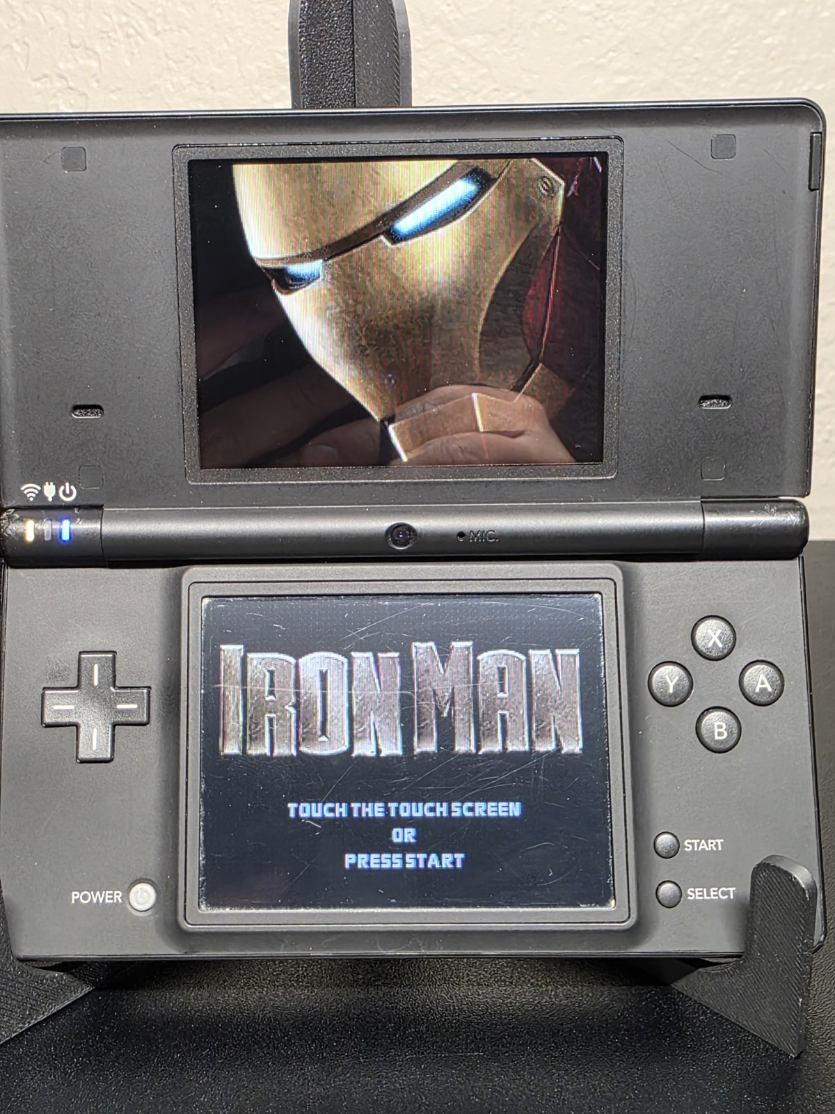 Nintendo DSi Console Bundle Black w/ Charger, Carrying Case, 4 Games & Cartridge