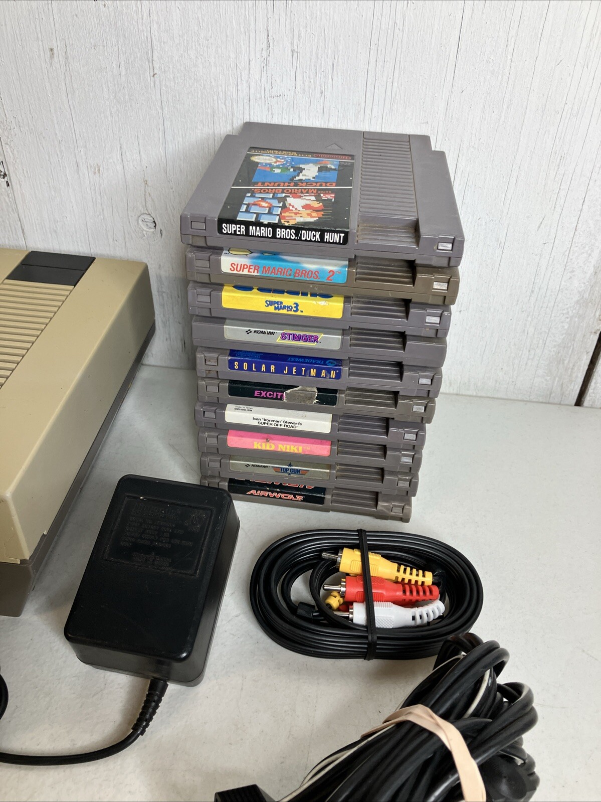 Nintendo NES Console System Bundle 10 Games Advantage NEW PINS Mario Bros 1 2 3