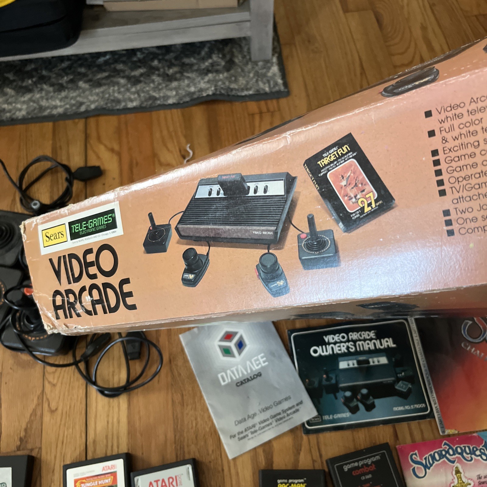 Sears Tele-Games Video Arcade Atari 2600 Console Wood 6 Controllers 16 Games