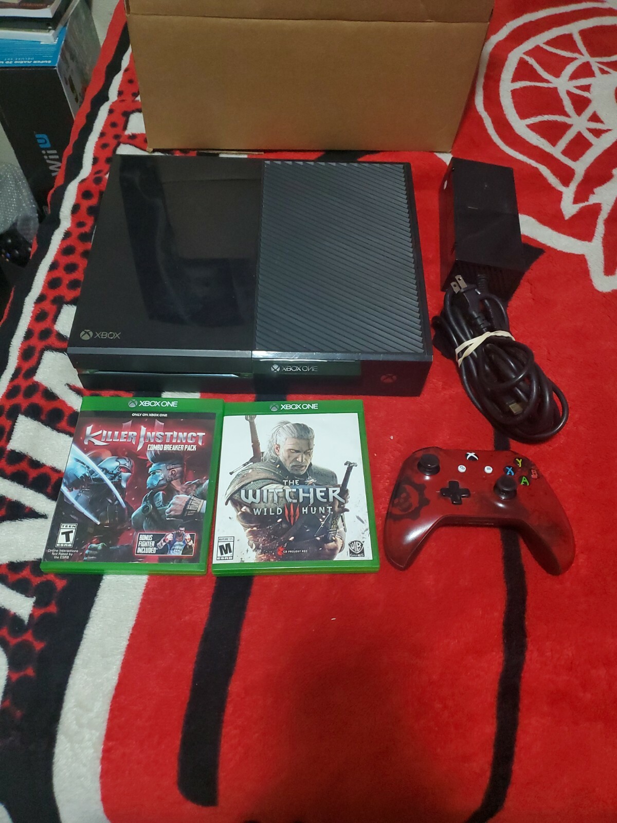 Microsoft Xbox One 500GB Model 1540 Black Console w gears controller and games