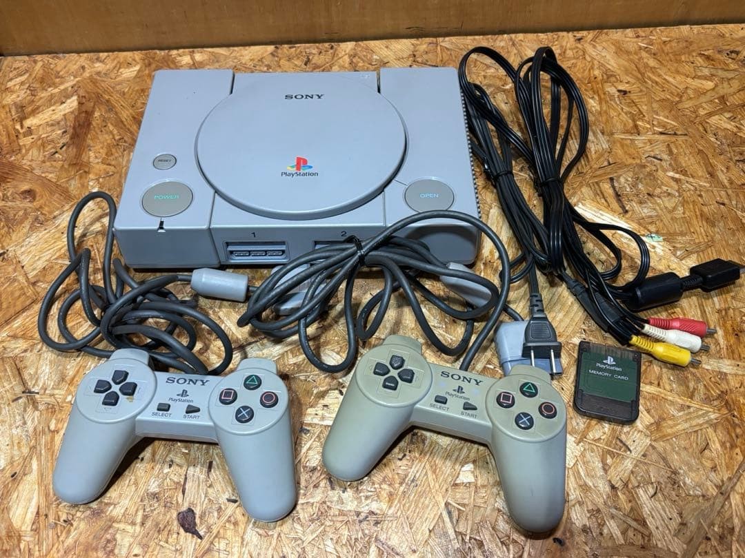PSP First Generation Ps Playstation Main Unit Scph-5500 With 2 Controllers Japan