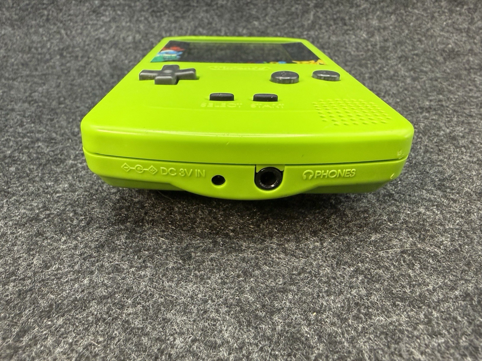 Nintendo Game Boy Color Kiwi Green – Pokémon Screen – Headphone Audio Only