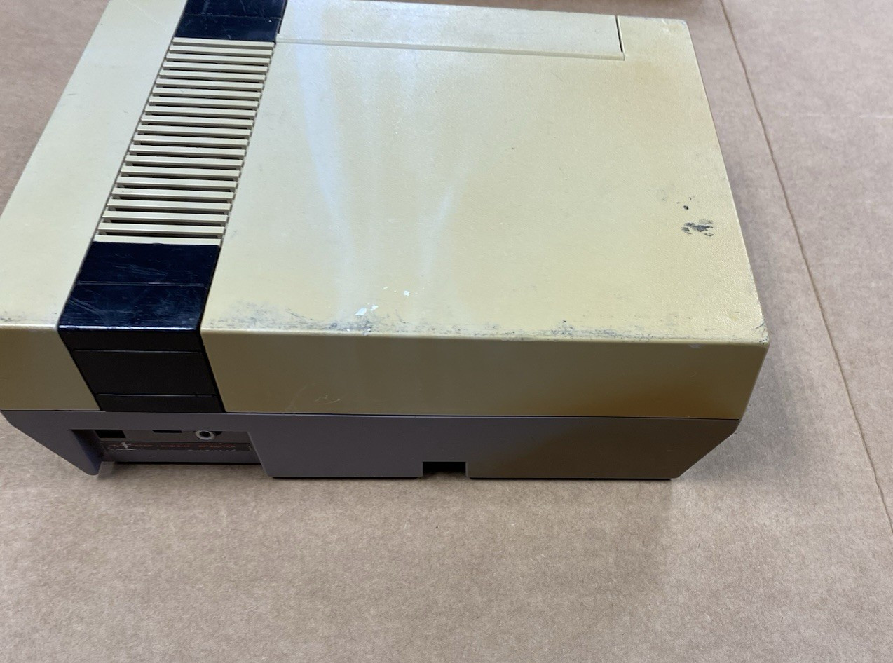 Nintendo Game Console Only!!! Non Tested 1985 NES-001