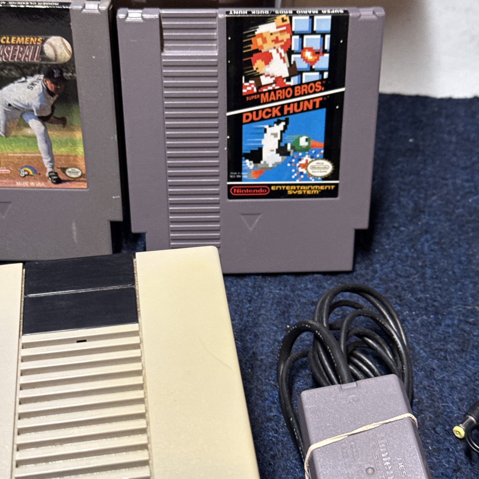 Nintendo Entertainment System NES Console Bundle Controller 3 Games New 72 Pin.