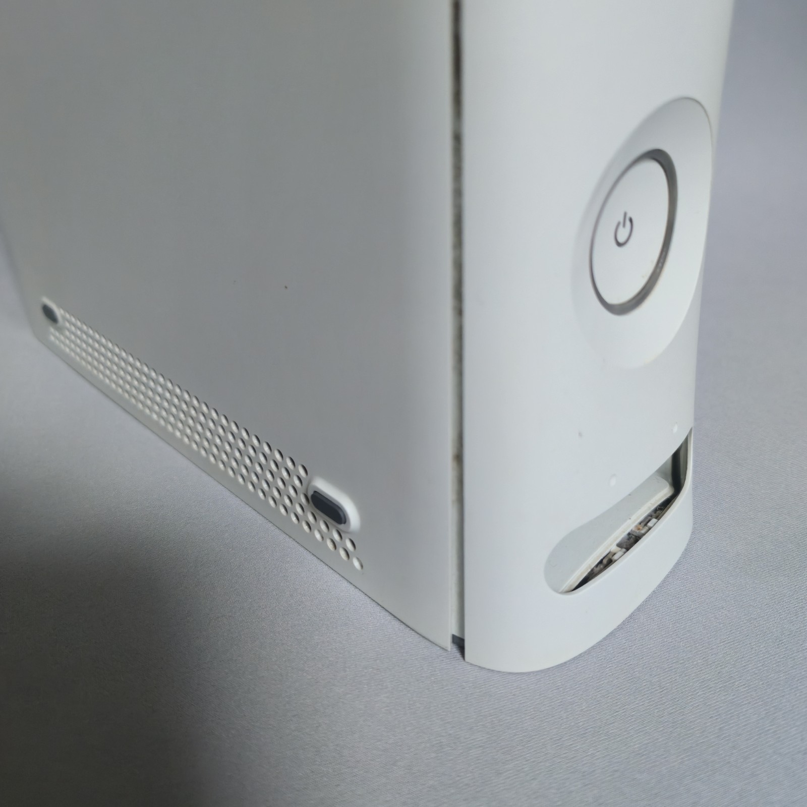 Microsoft Xbox 360 White Fat Console Bad Disc Drive / OEM Power Cord Please Read
