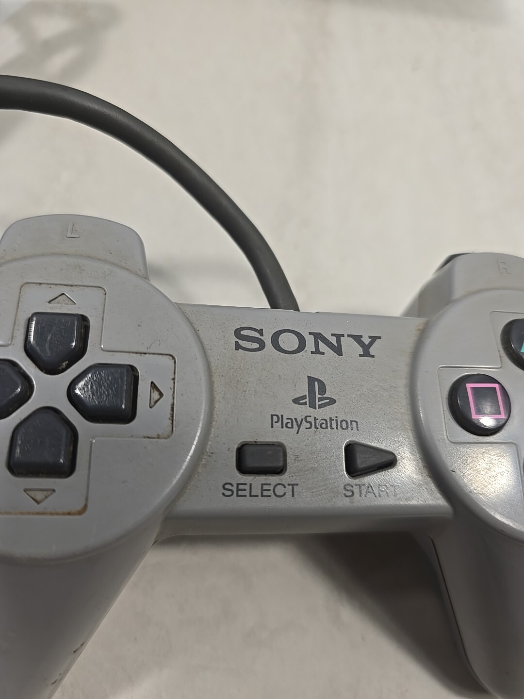 Sony PlayStation 1 Console (SCPH-9001 ) PS1 w/ Controller, Cables, and 1 Game