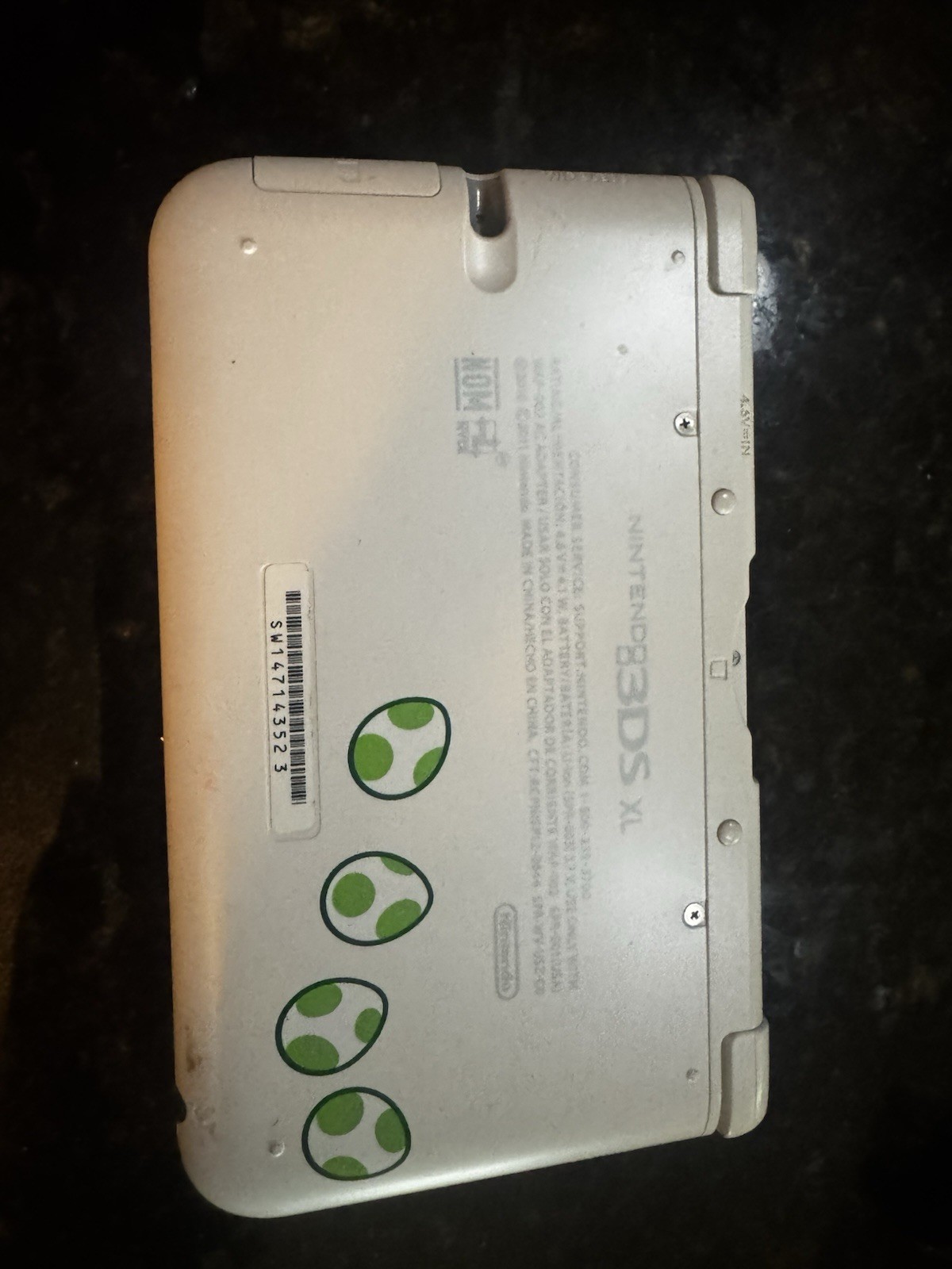 Nintendo 3DS XL Yoshi Edition With Bonus Games
