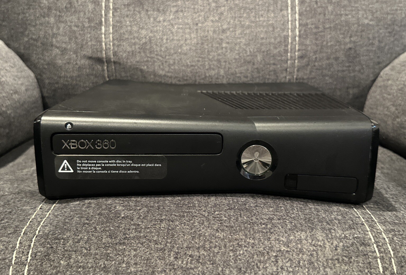 Official Microsoft Xbox 360 S Slim Trinity 10.83A 250GB Console w Wires! ~ LQQK