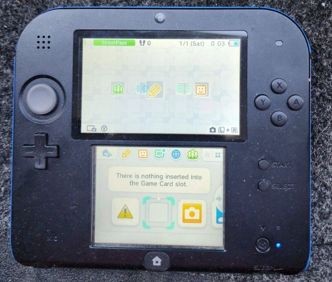 Nintendo 2DS Handheld Console Black/Blue Wi-Fi 4GB Region Free FTR-001