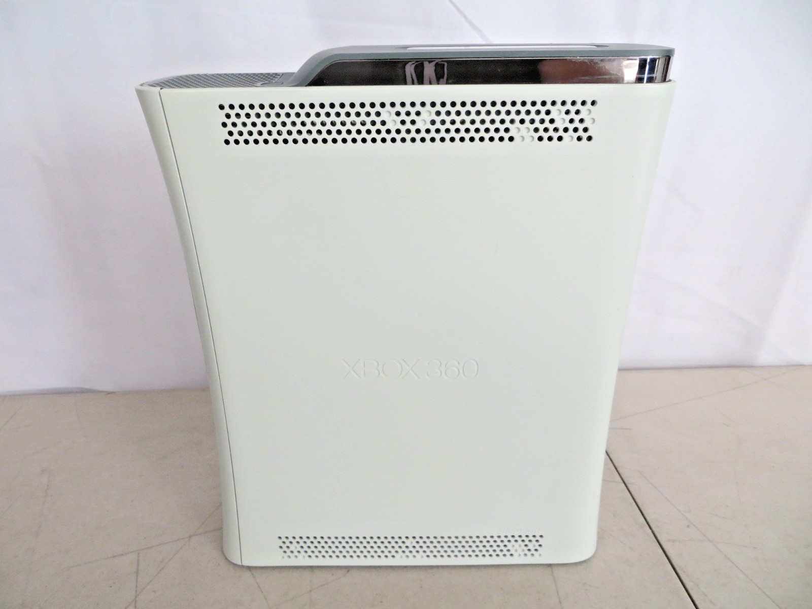 Microsoft XBox 360 Console Originsl Paired Controllers AV Cable NO POWER BRICK