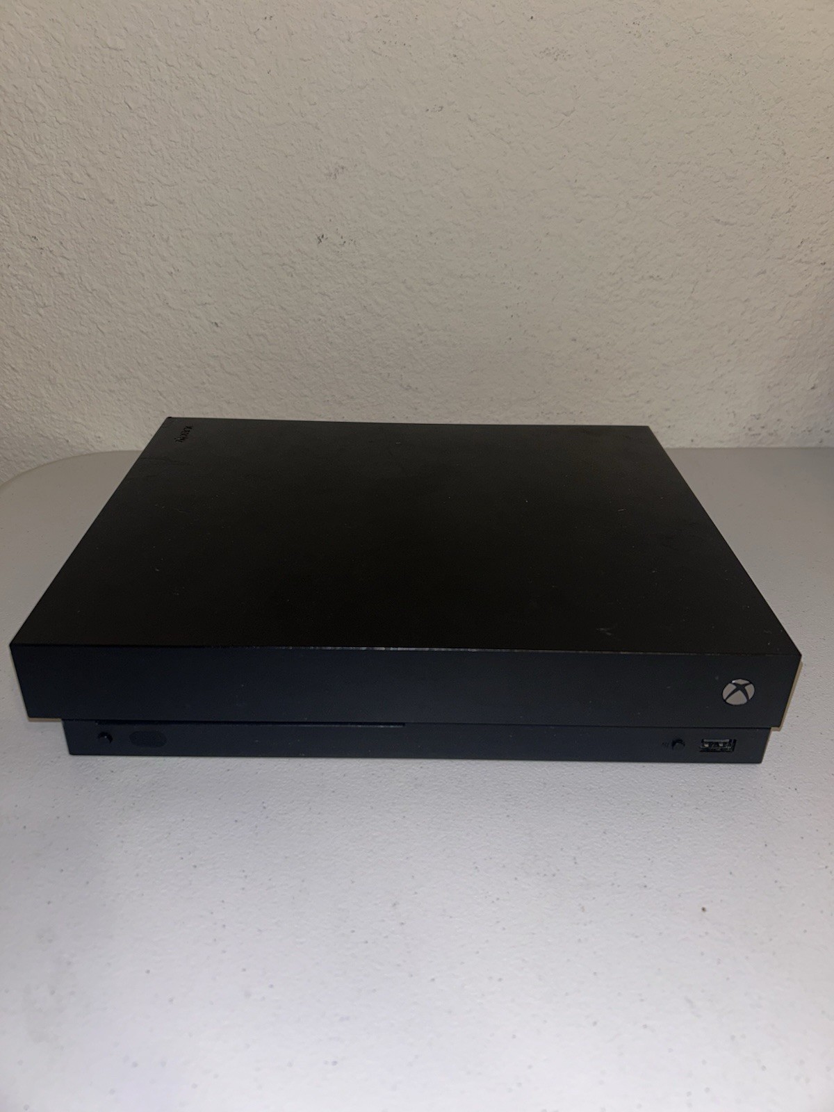 Xbox One x Model 1787 1TB Console with Controller And Cords