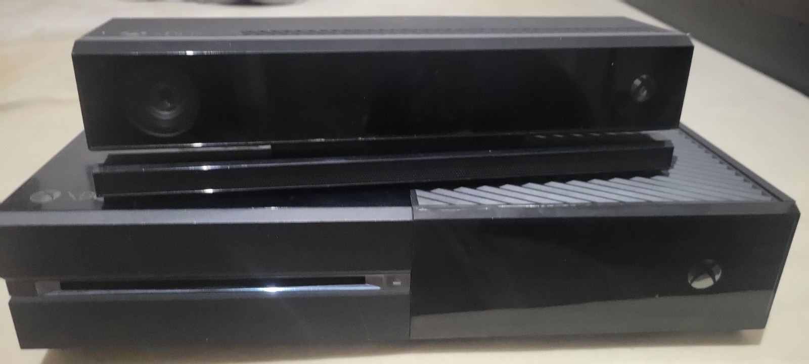 Microsoft Xbox One 500GB Console – Black (5C5-00025)
