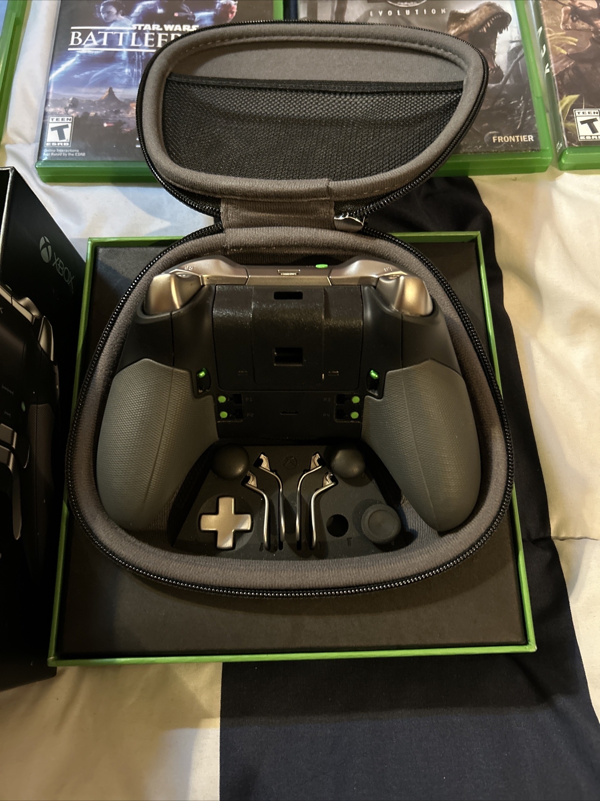 Xbox One + Elite Controller Series 1 Bundle (with power cable) & Games
