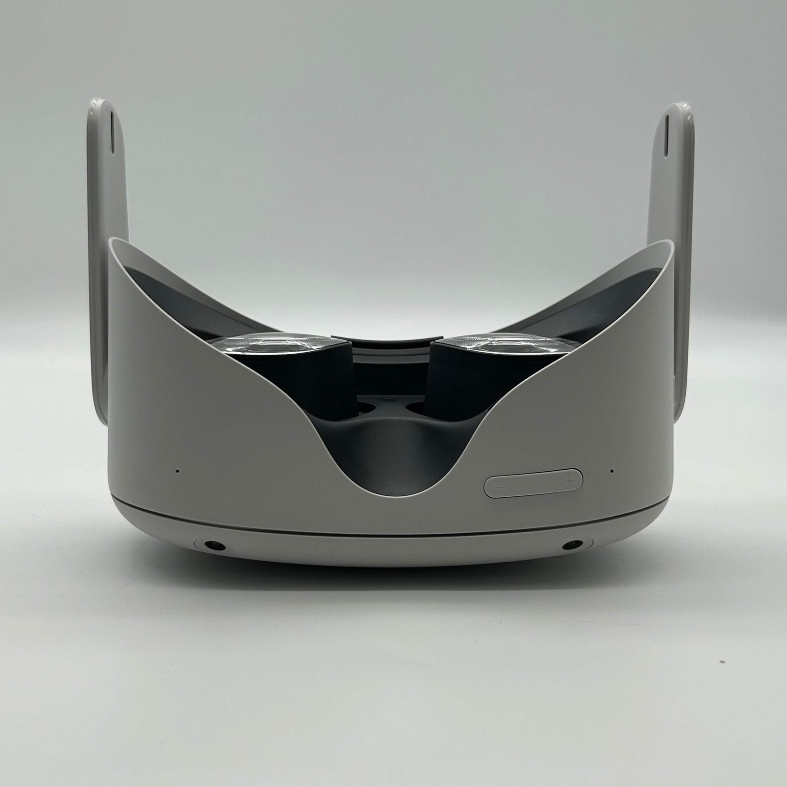 Meta Oculus Quest 2 Advanced All-In-One VR Headset – White – 64GB