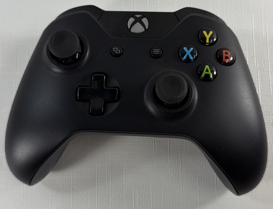 Microsoft Xbox One 1540 500GB Console System W/ 2 Controller & Wires – Tested