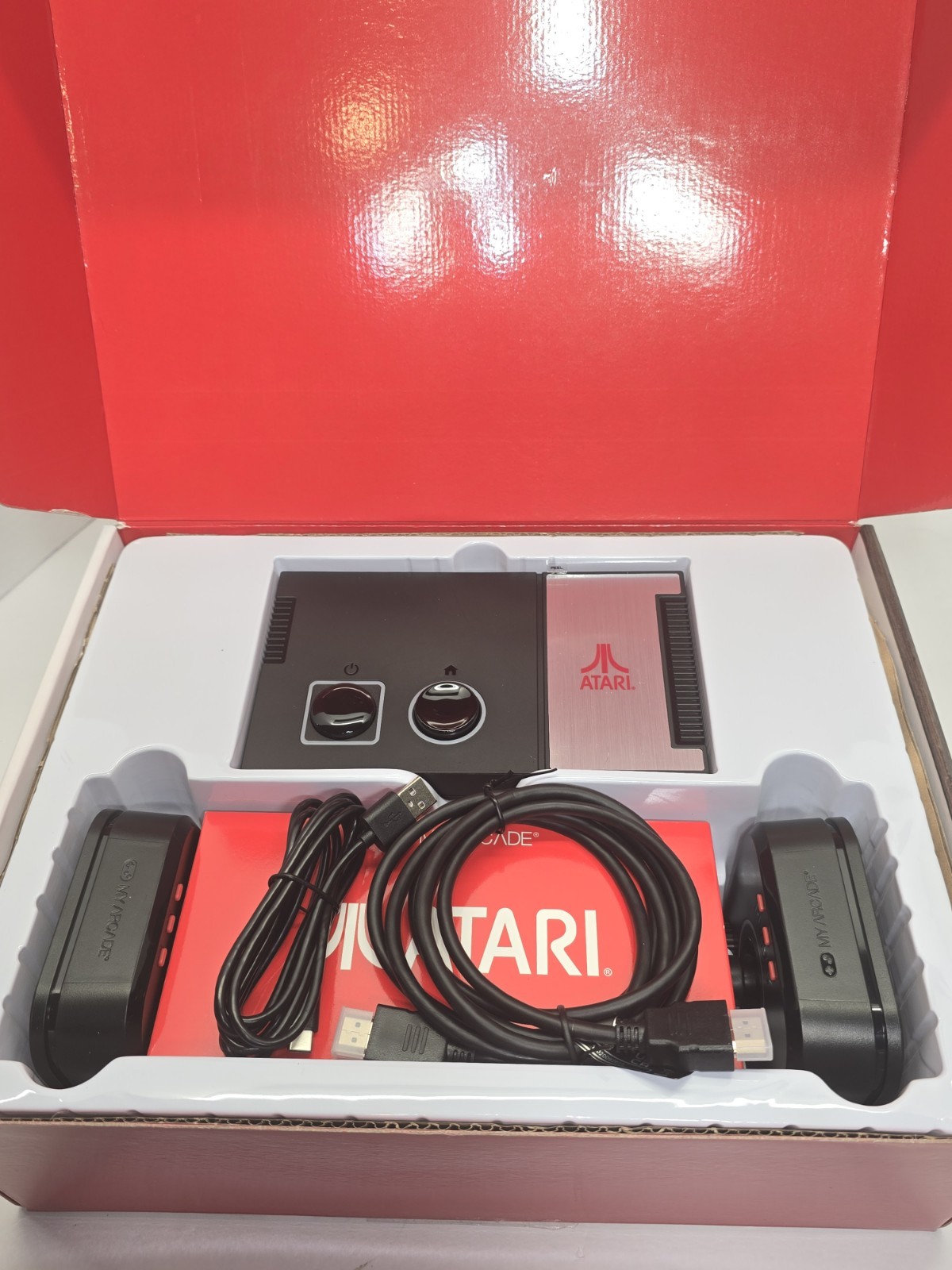 My Arcade Atari GameStation Pro HDMI Console Games 7000 – 2 Wireless Controllers