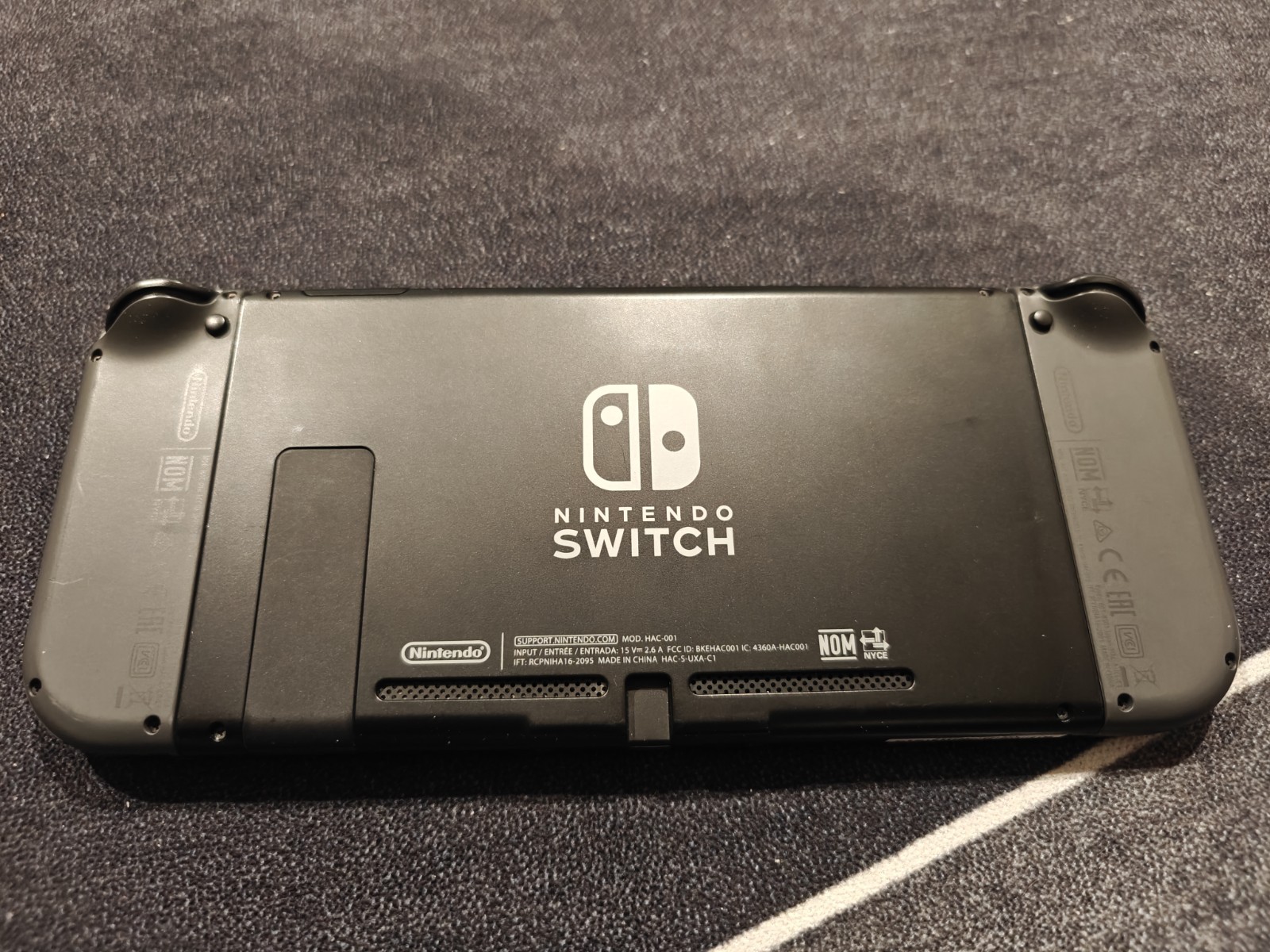 Nintendo Switch Bundle Dock Pro Controller Wall mount Charger Glass Film