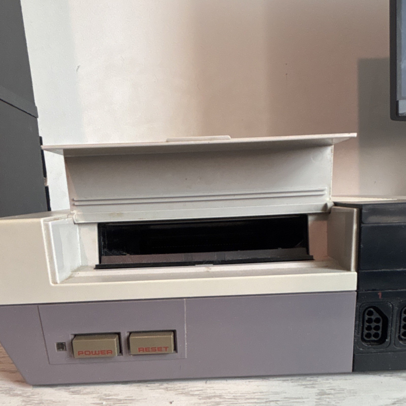 Nintendo Entertainment System NES Gray White Home Console Composite RCA RF