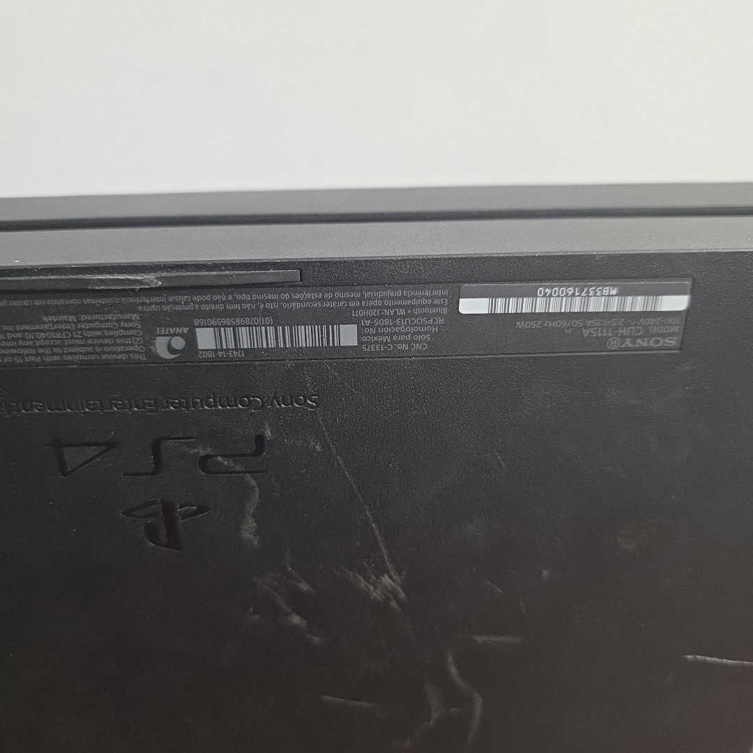Sony PlayStation 4 Slim 500GB Cuh-1115a Console Only No Cords No Remote 10.5
