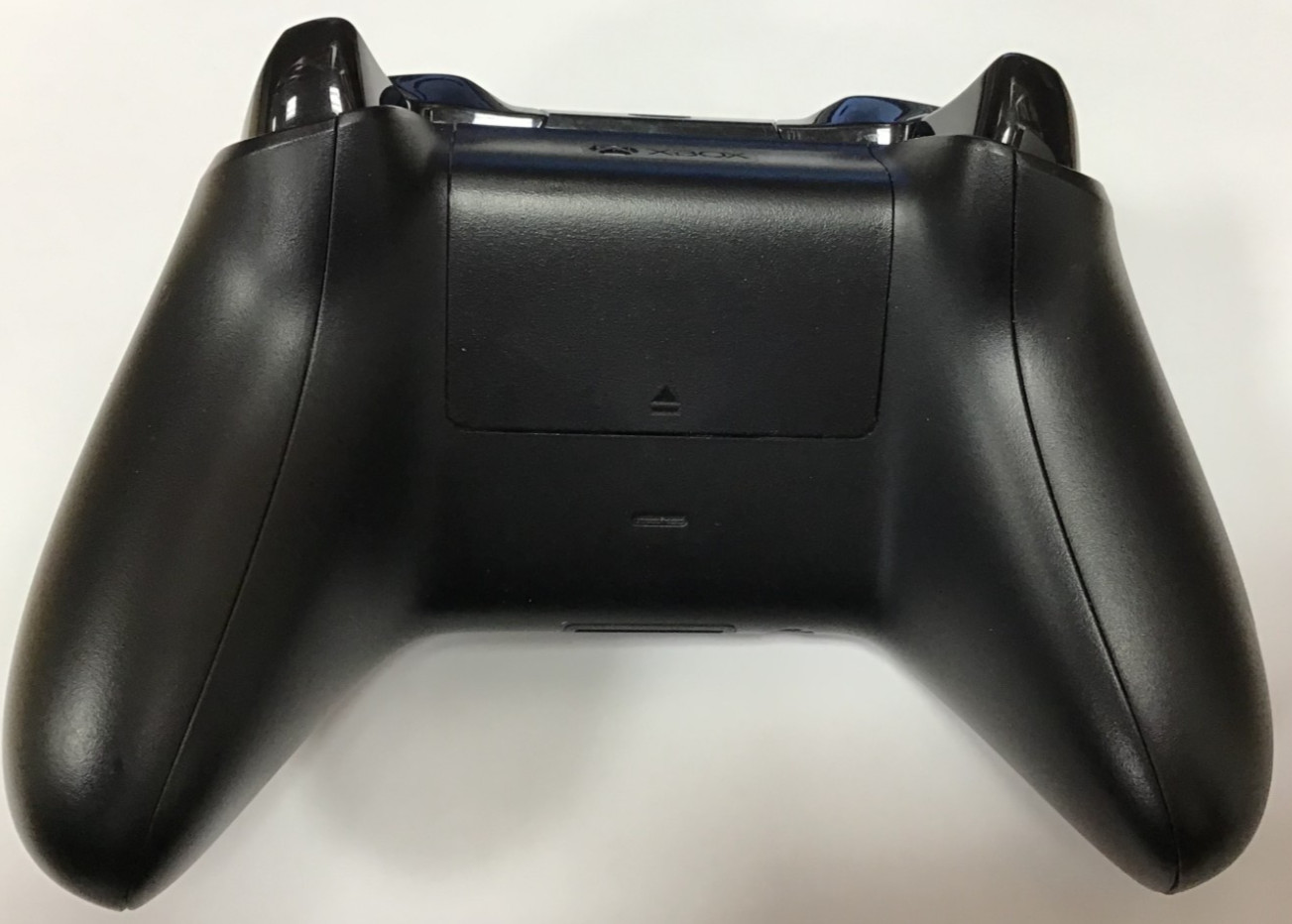 (MA3) Microsoft Xbox One X 1TB Console Video Game System
