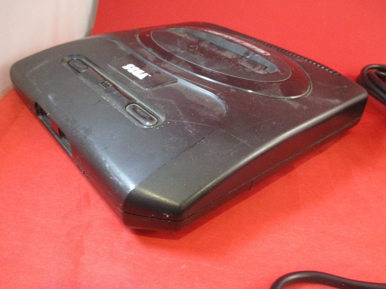 Sega Genesis Model 2 Console System *slight flaw* w/2-6Button Controllr AV Power