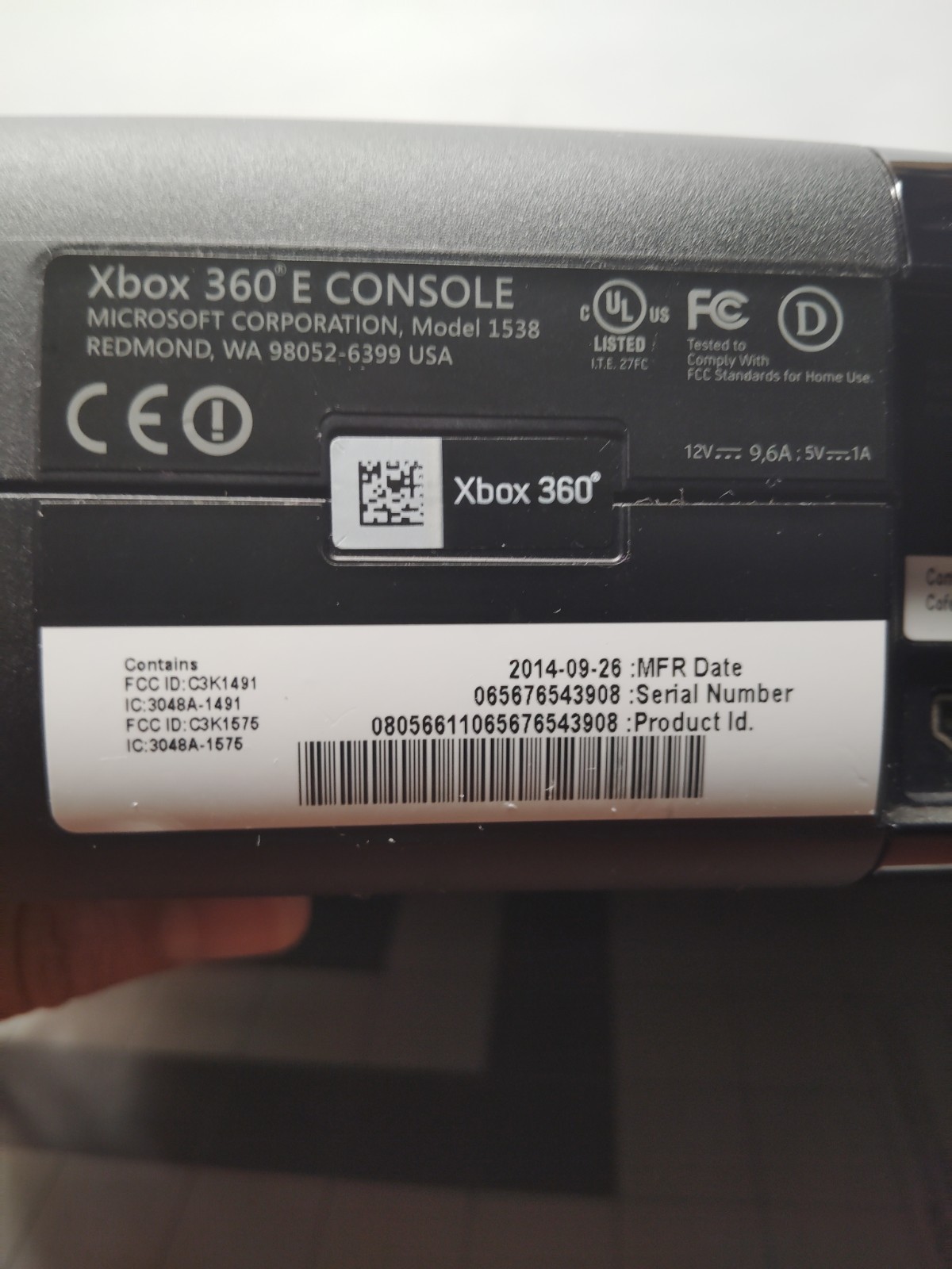 Xbox 360 E Console Model 1538 – Console + Kinect, Tested/Working