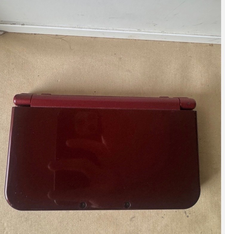 Nintendo 3DS XL Launch Edition Handheld Red Gaming System