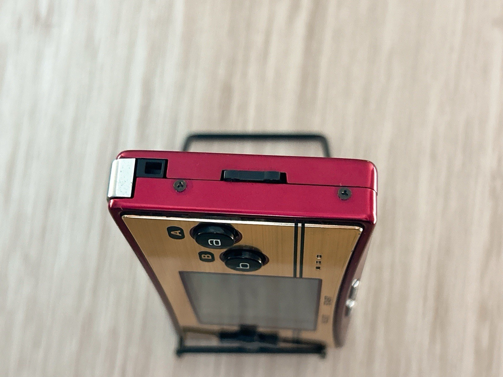 Nintendo GameBoy Micro 20th Anniversary Edition Famicom w/ Charger – Excellent