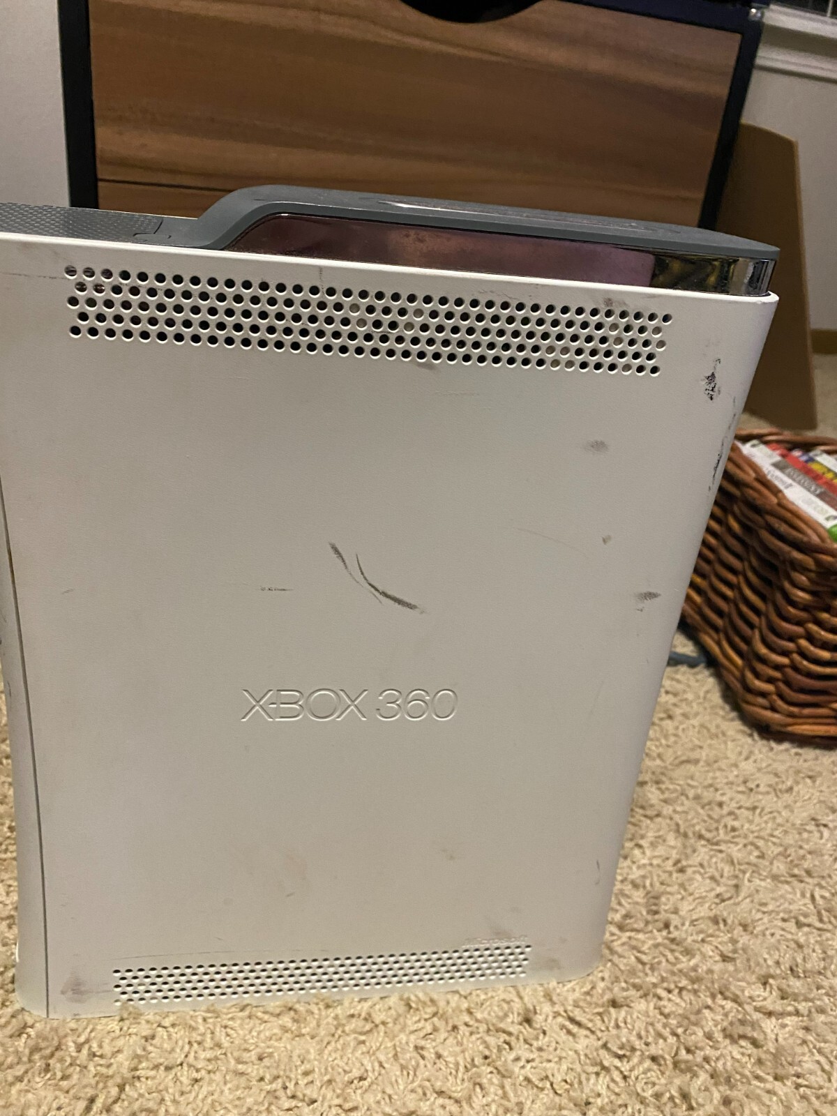 Microsoft Xbox 360 Pro System Bundle 60GB White Console + 8 Games