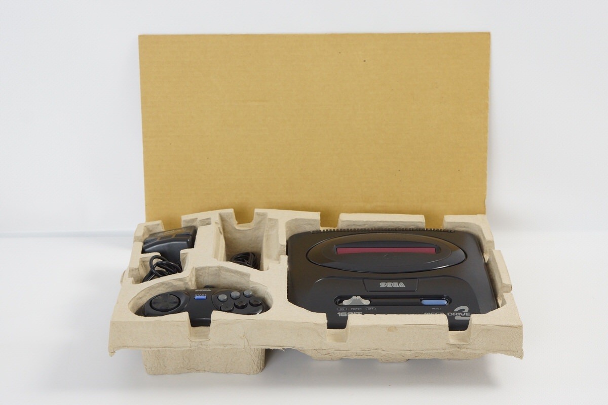 Mega Drive 2 SEGA Console System Boxed HAA-2502 Tested A3043241