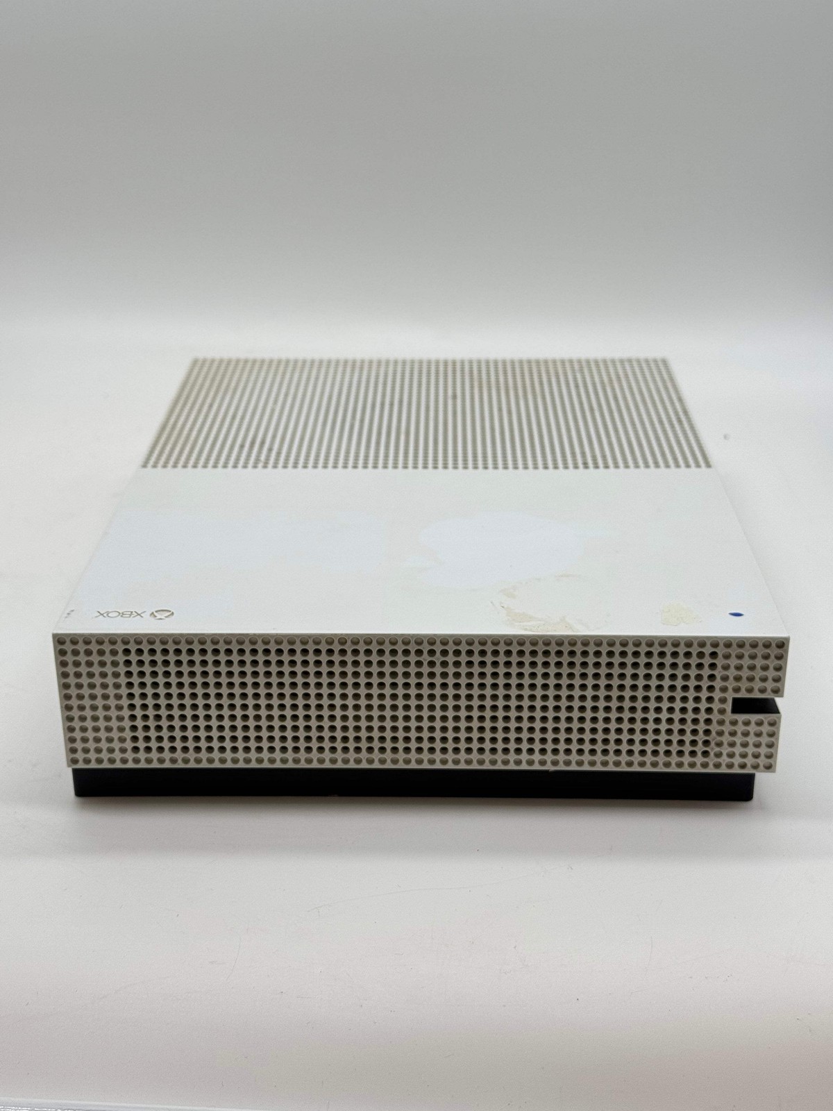 Microsoft Xbox One S 1681 Video Game Console and Controller