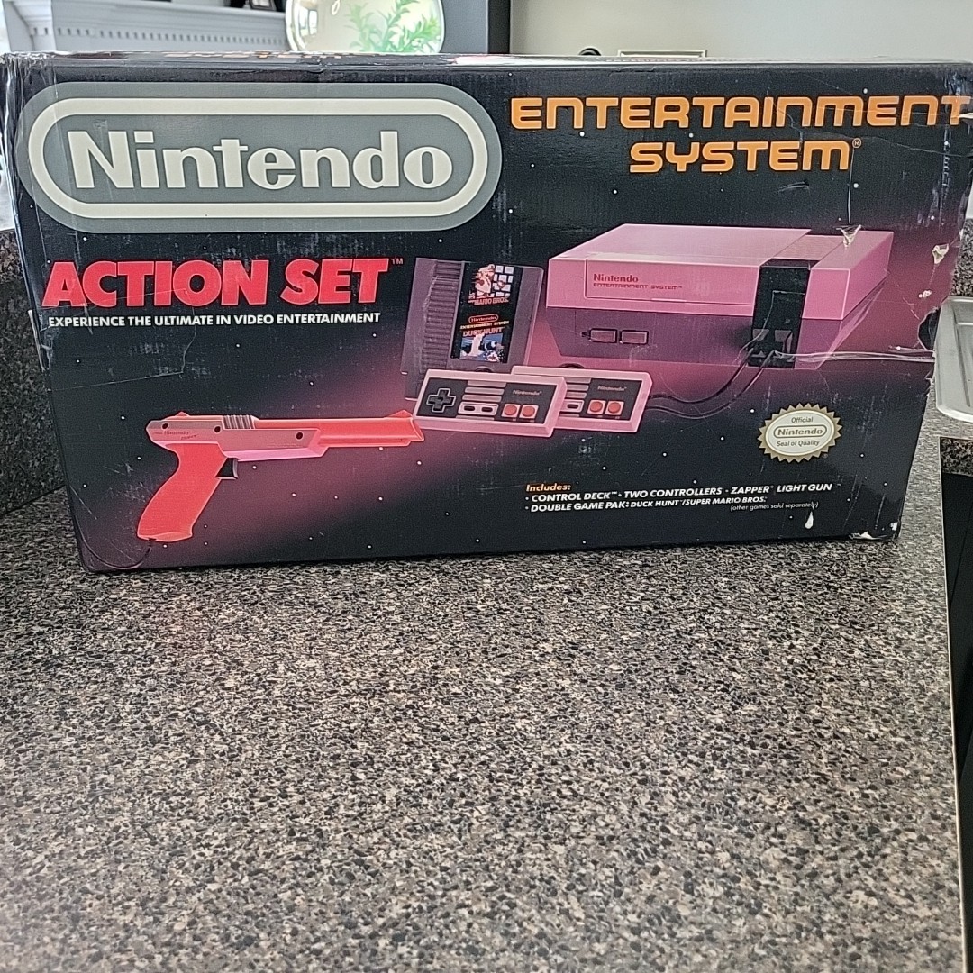 Nintendo NES Action Set Home Console BOX ONLY