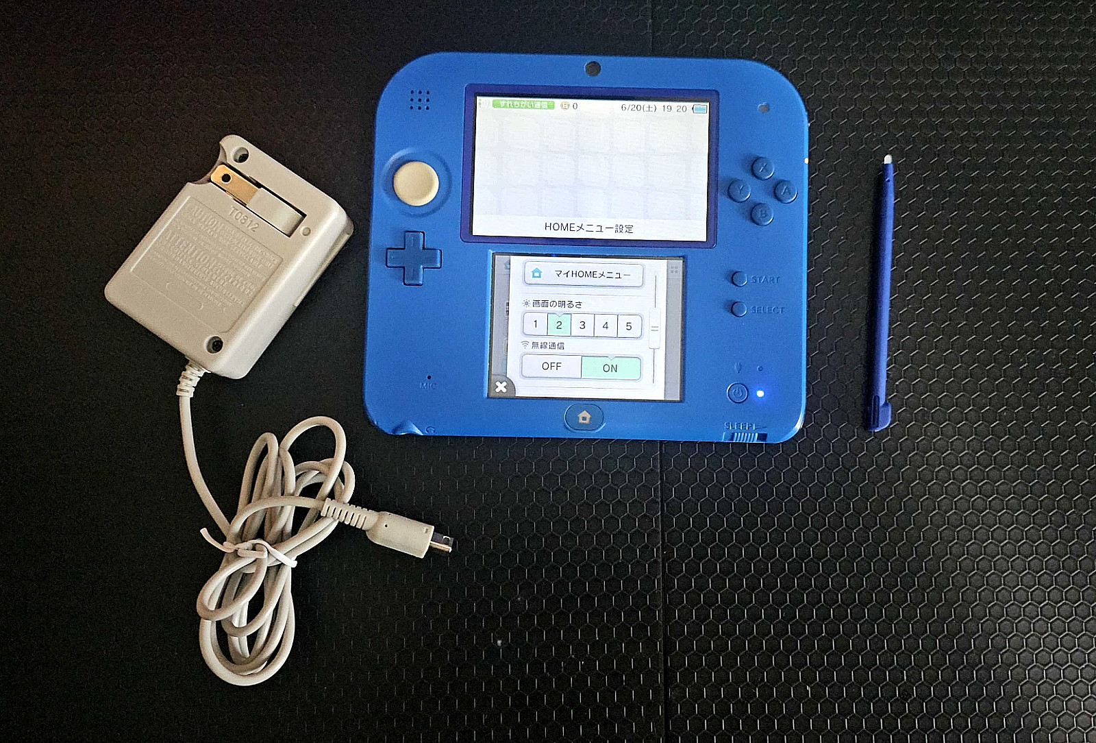 Nintendo 2DS Blue Console Japanese Region W/charger | TESTED WORKING |
