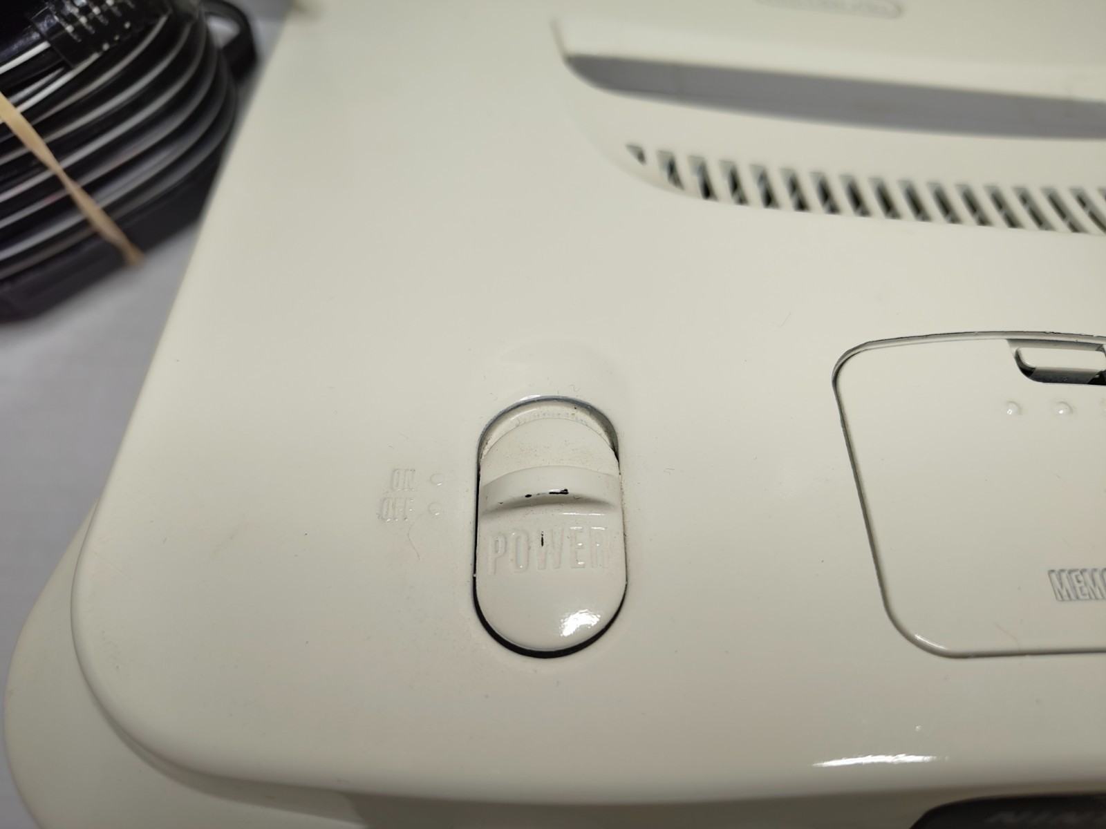 N64 Custom Console (White w/ Blue LED) Model # NUS-001 *CONSOLE/POWER CORD ONLY*