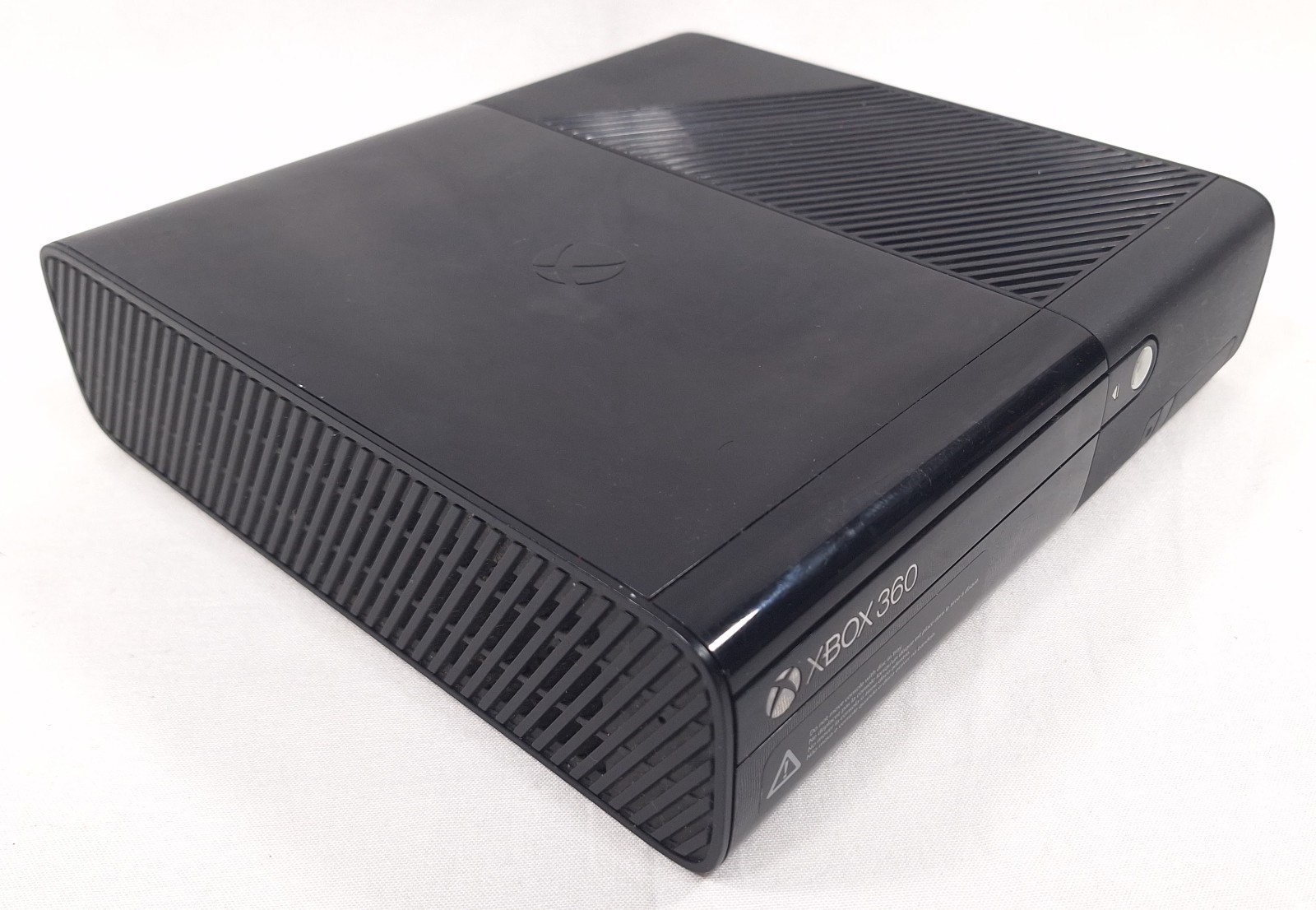 *AS-IS* Microsoft Xbox 360 E Model 1538 500GB Console W/ Controller & AC Adapter