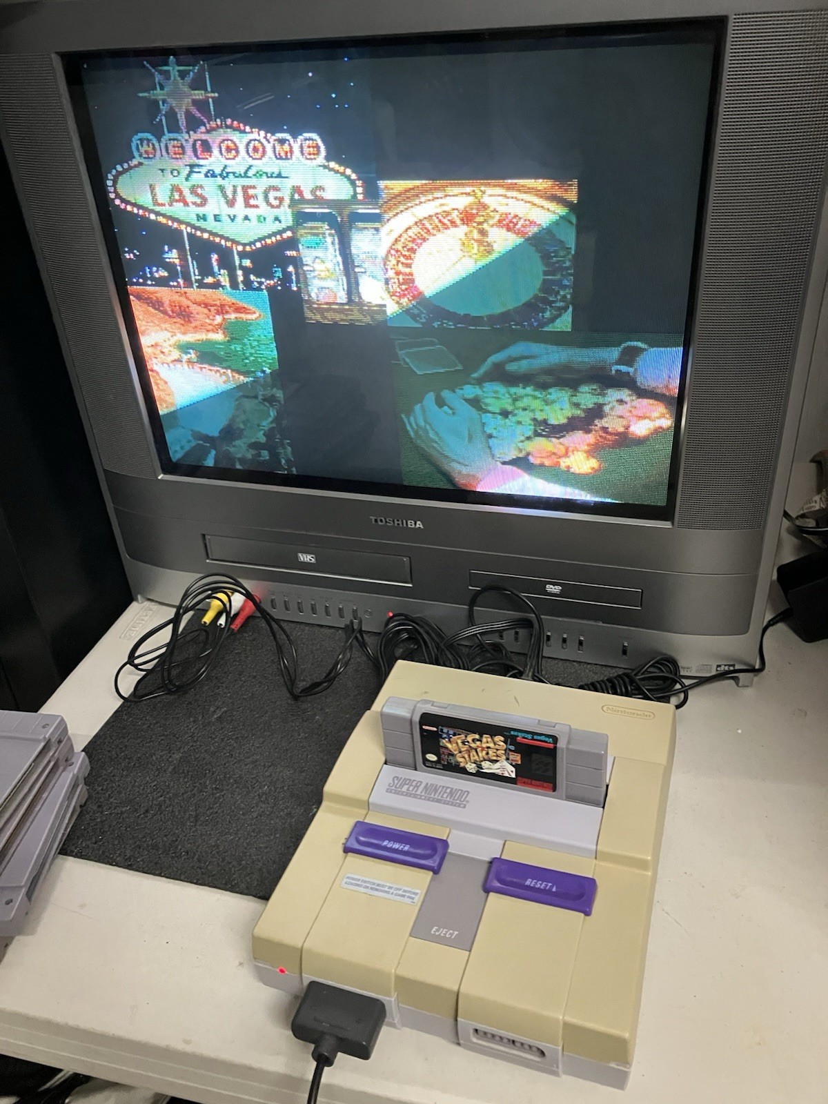 Super Nintendo SNES System Console Bundle W/ 10 Games Mario World Mario Kart