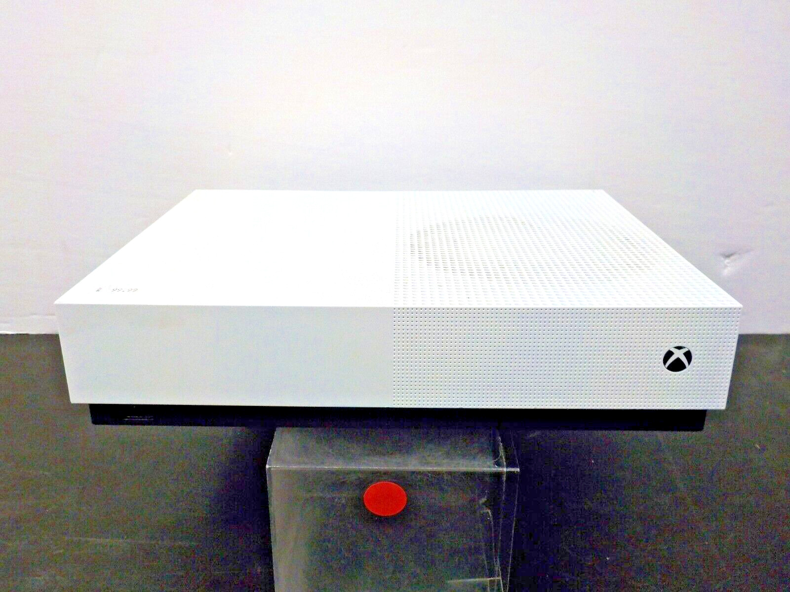 C0117 Microsoft “Xbox One S All Digital (Model 1681)” Only (Works but Dmg)