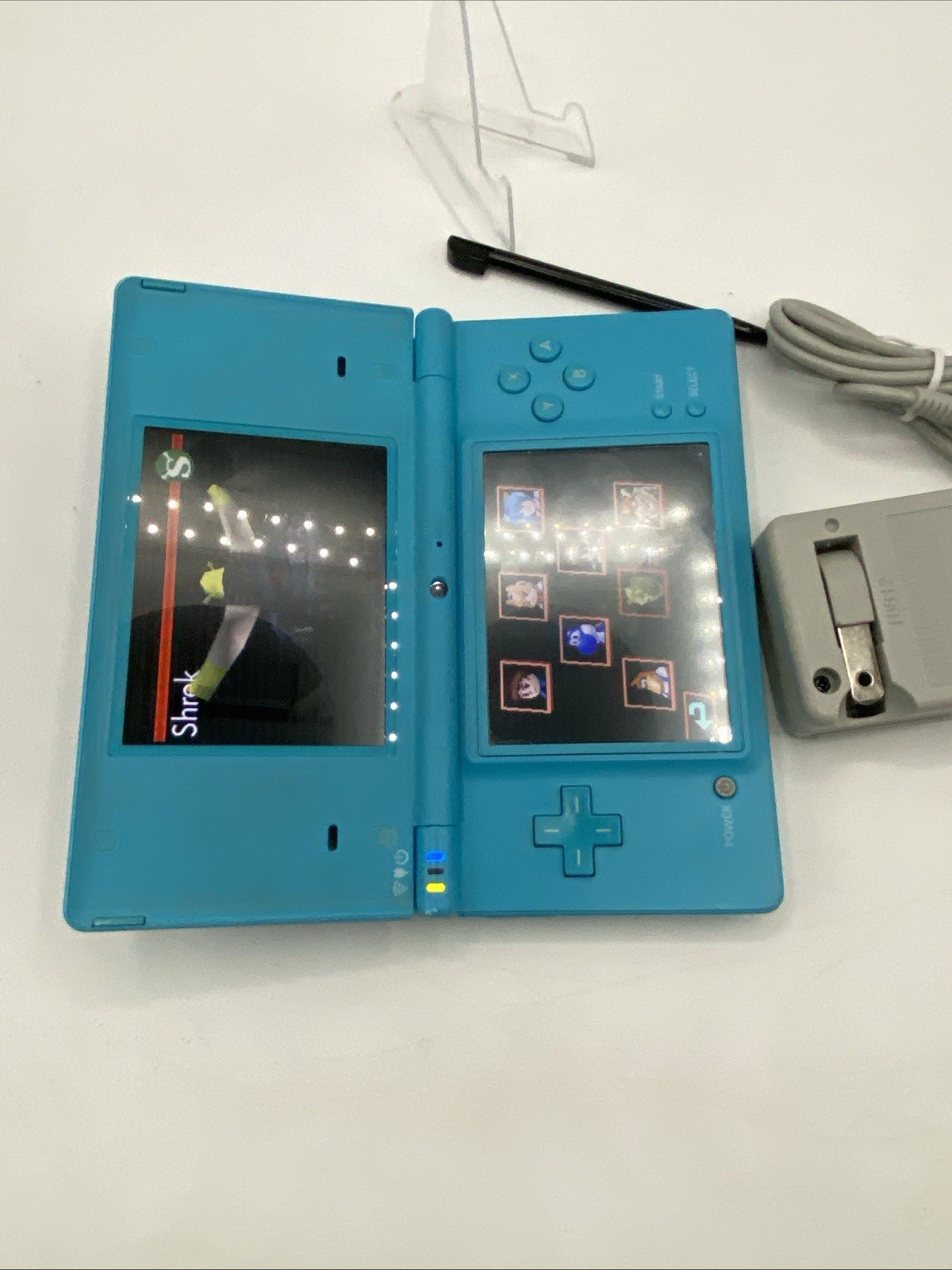 Nintendo DSi Blue Console Bundle w/ Charger & 16GB SD Card