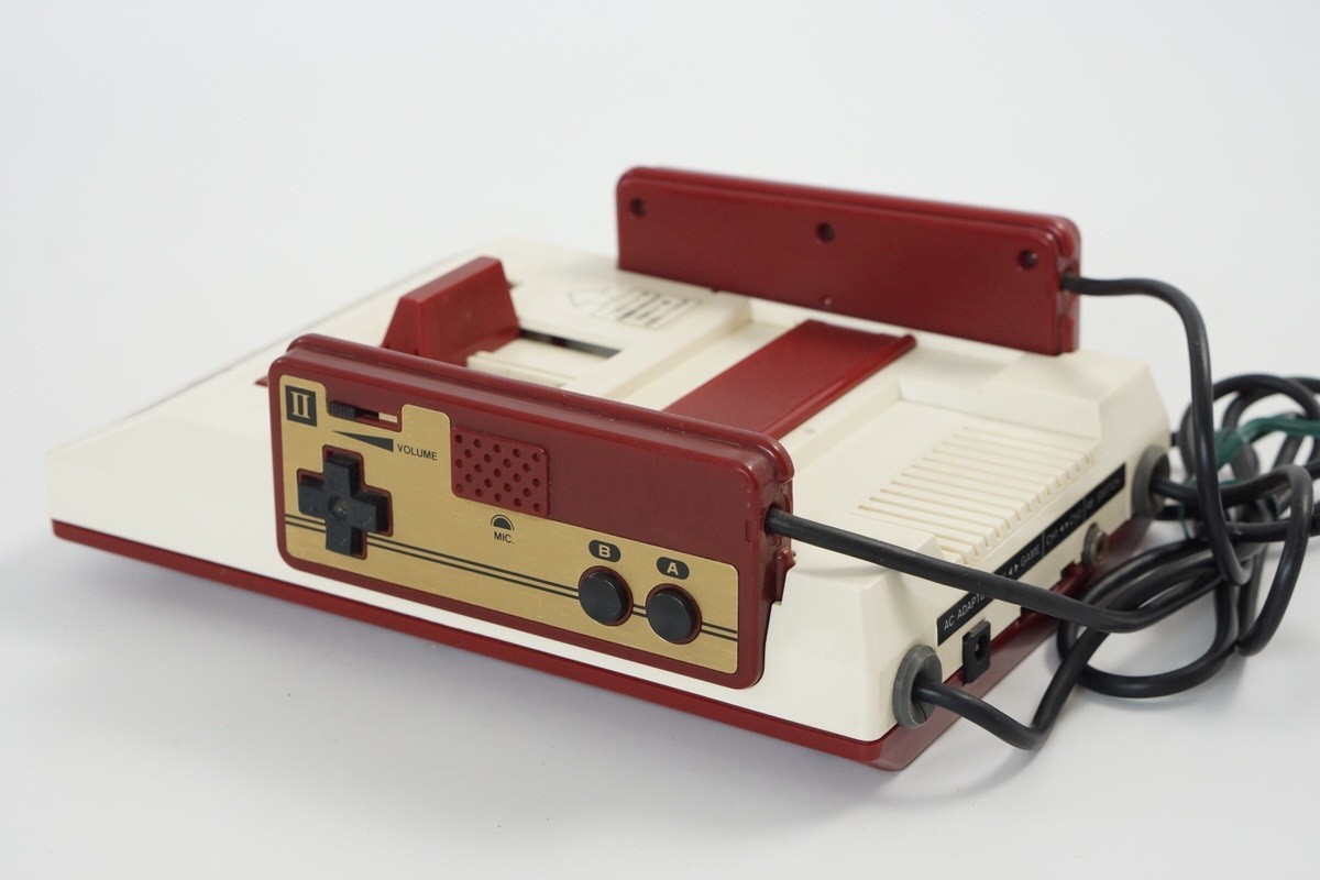 Famicom Console Boxed HVC-001 FREE SHIPPING Tested System Nintendo HC2025704