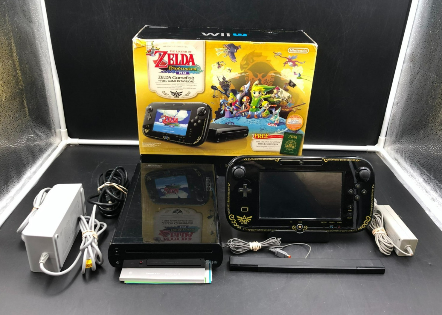 Nintendo Wii U The Legend of Zelda: The Wind Waker Edition Console (WUP) in Box