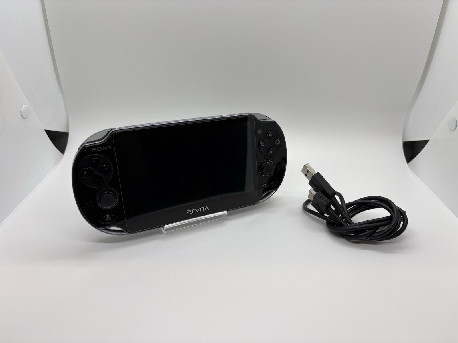 Sony PS Vita PCH-1100 Black Console w/ USB Cable Only No AC, Clean Screen