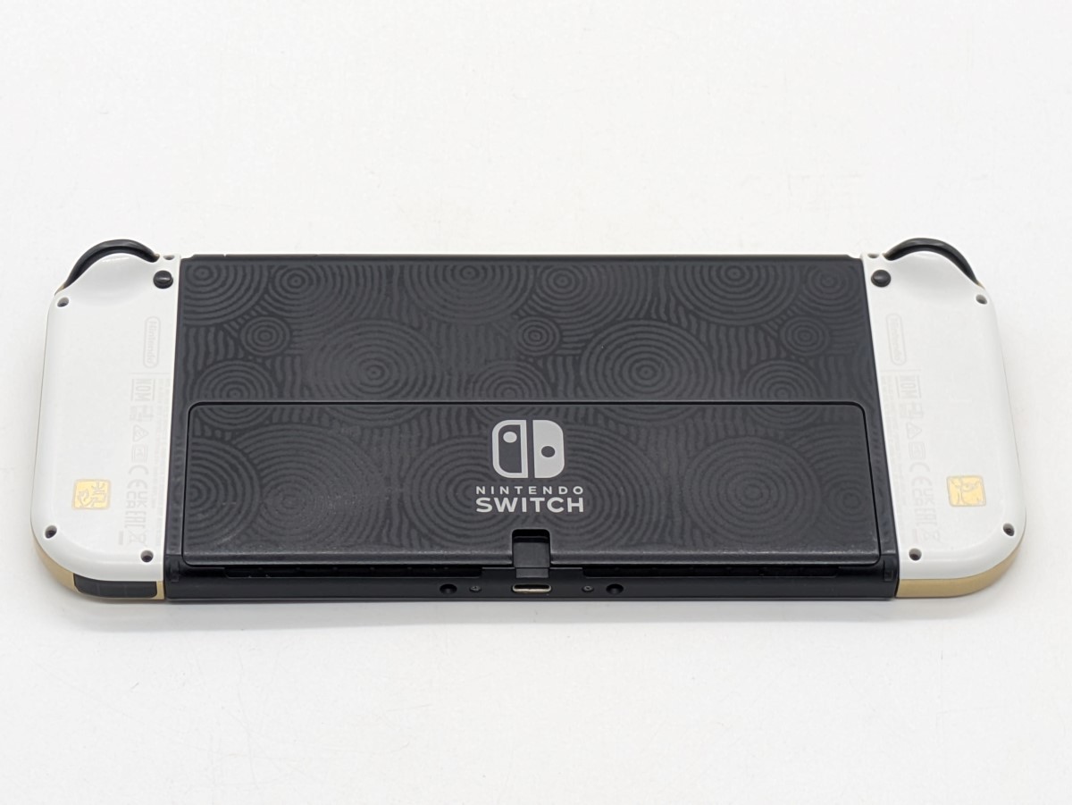 NINTENDO SWITCH OLED HEG-001 ZELDA Edition Bundle w/ OCARINA (EC2040694)