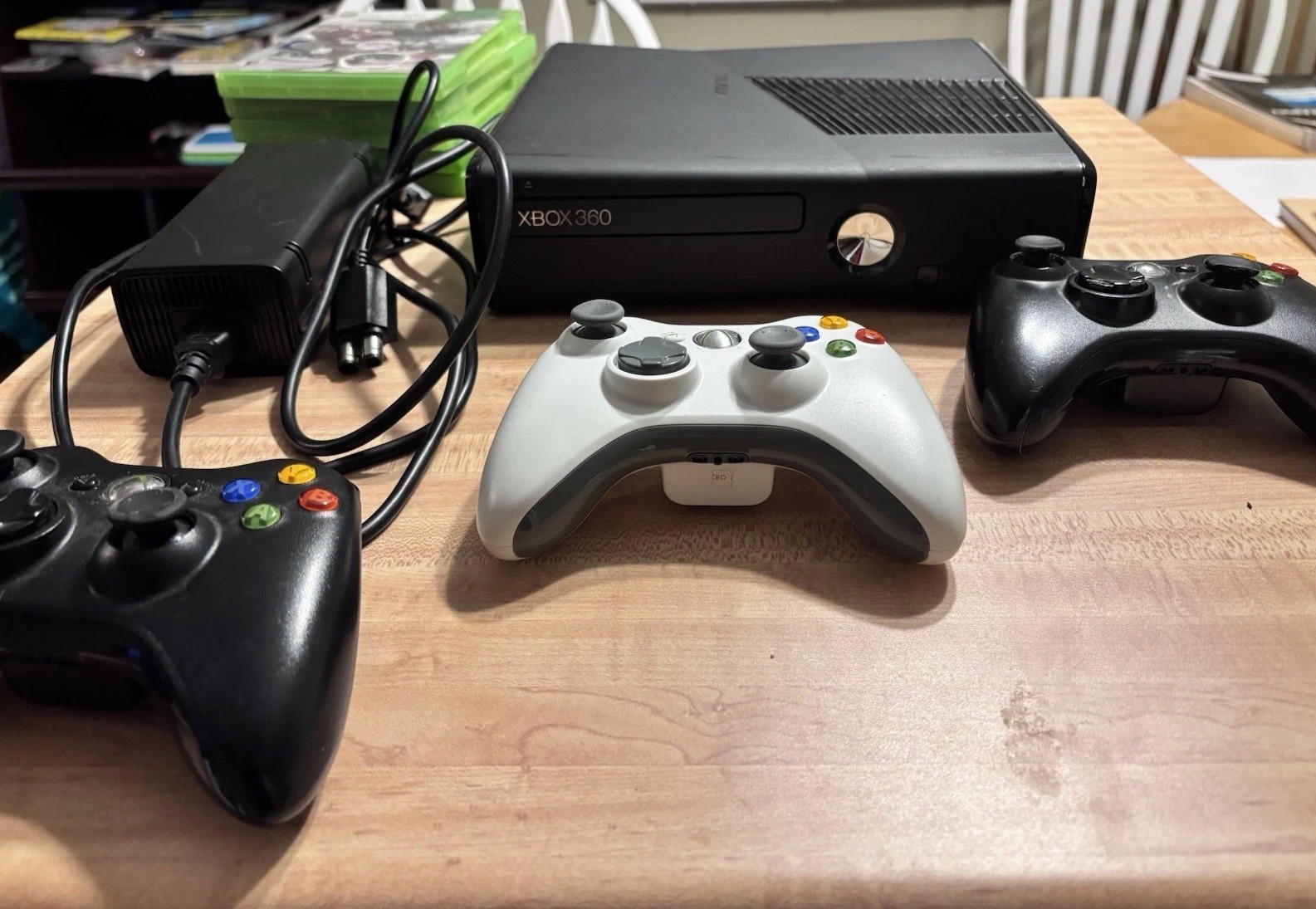 Microsoft Xbox 360 S 4GB Black Console