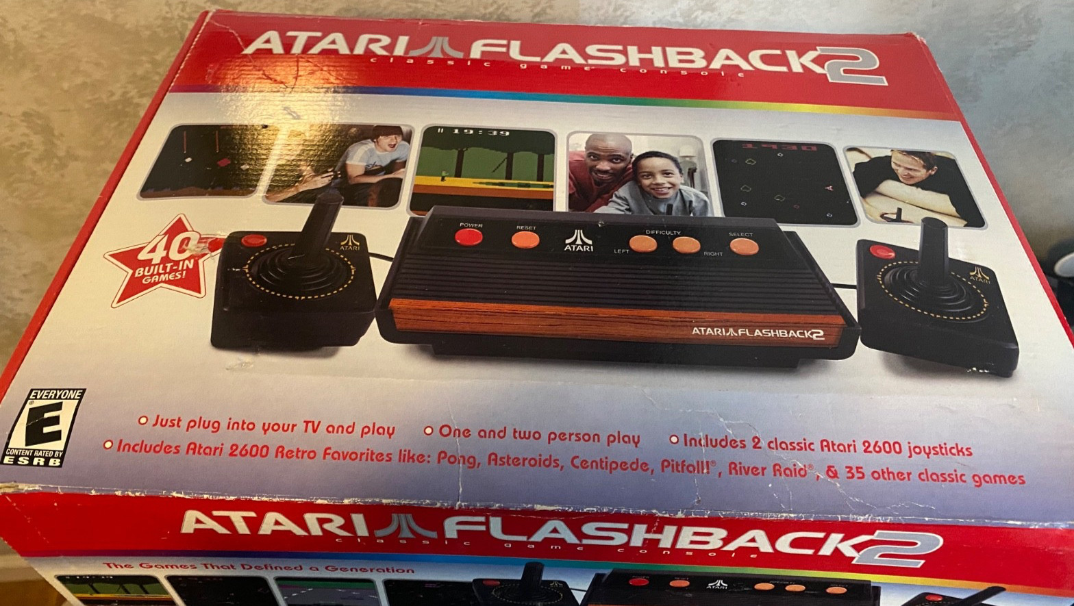 Atari Flashback 2 Classic Game Console complete w/ 40 Built-In Games-Tested-Mint